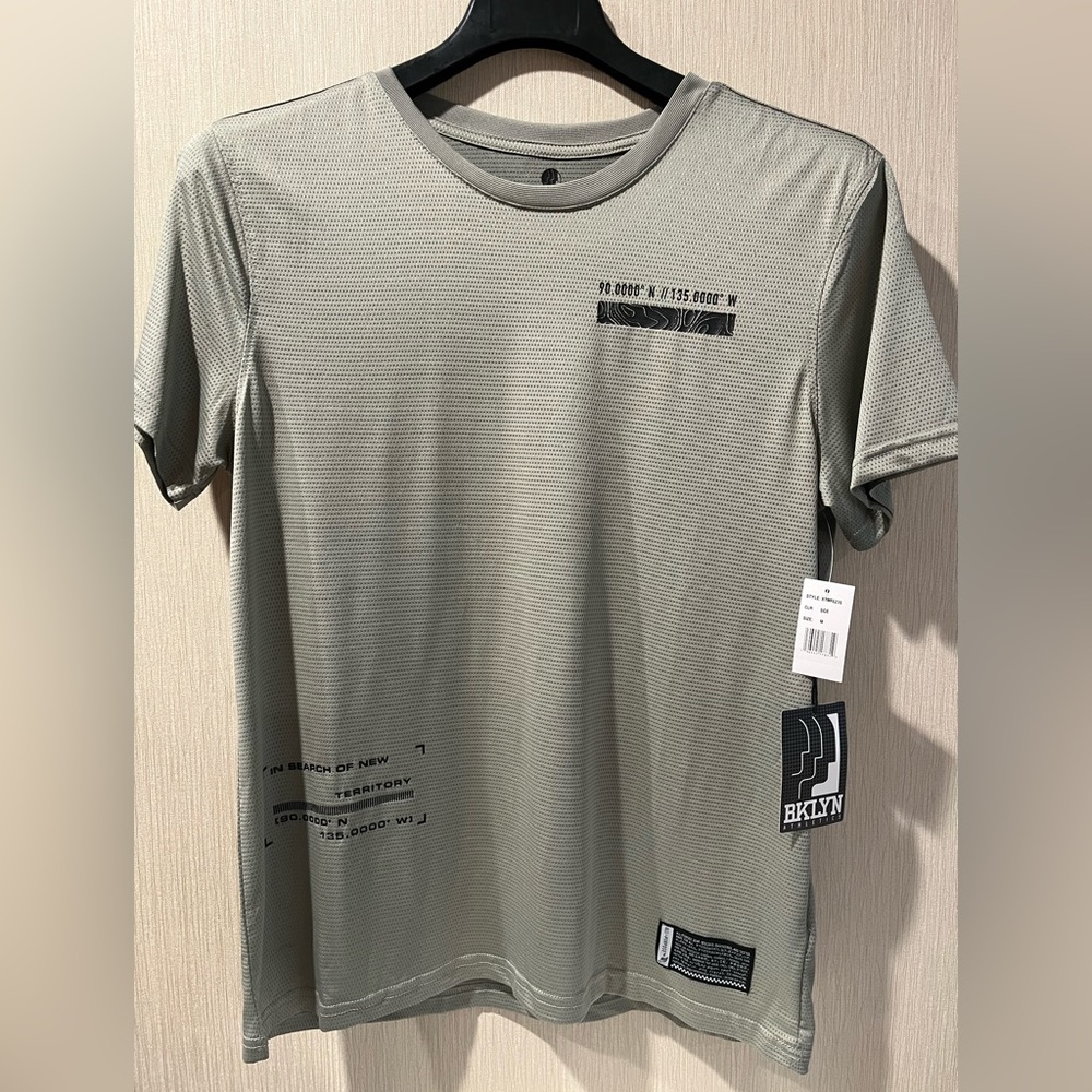 BKLYN Stretch Textured Breathable Mesh Short Sleeved Crew Neck Active Tee